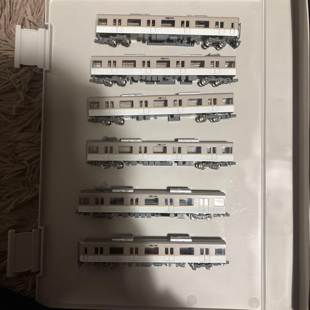 Nゲージ鉄道模型 6両セット ホワイト/シルバー