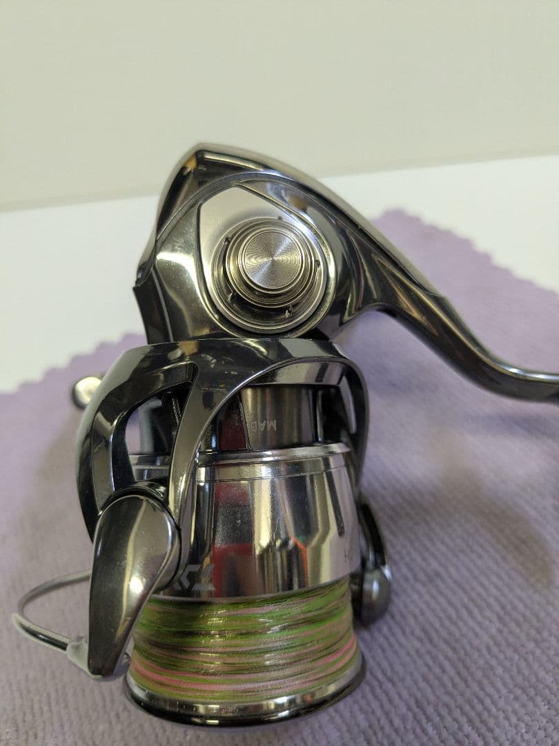 Daiwa EXIST LT2500S-DH スピニングリール ダイワ