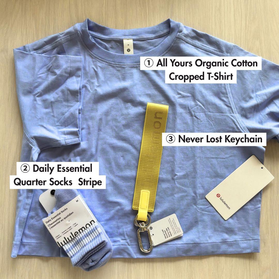 Lululemon３点セット レディースTシャツ／キーチェーン／靴下