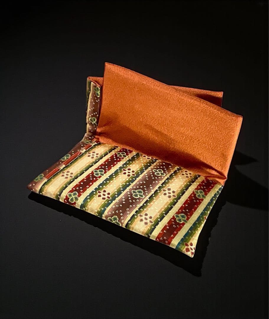 京都発　龍村美術織物　/　数寄屋袋　花文暈繝錦　⭐️【日本製】【新品】⭐️